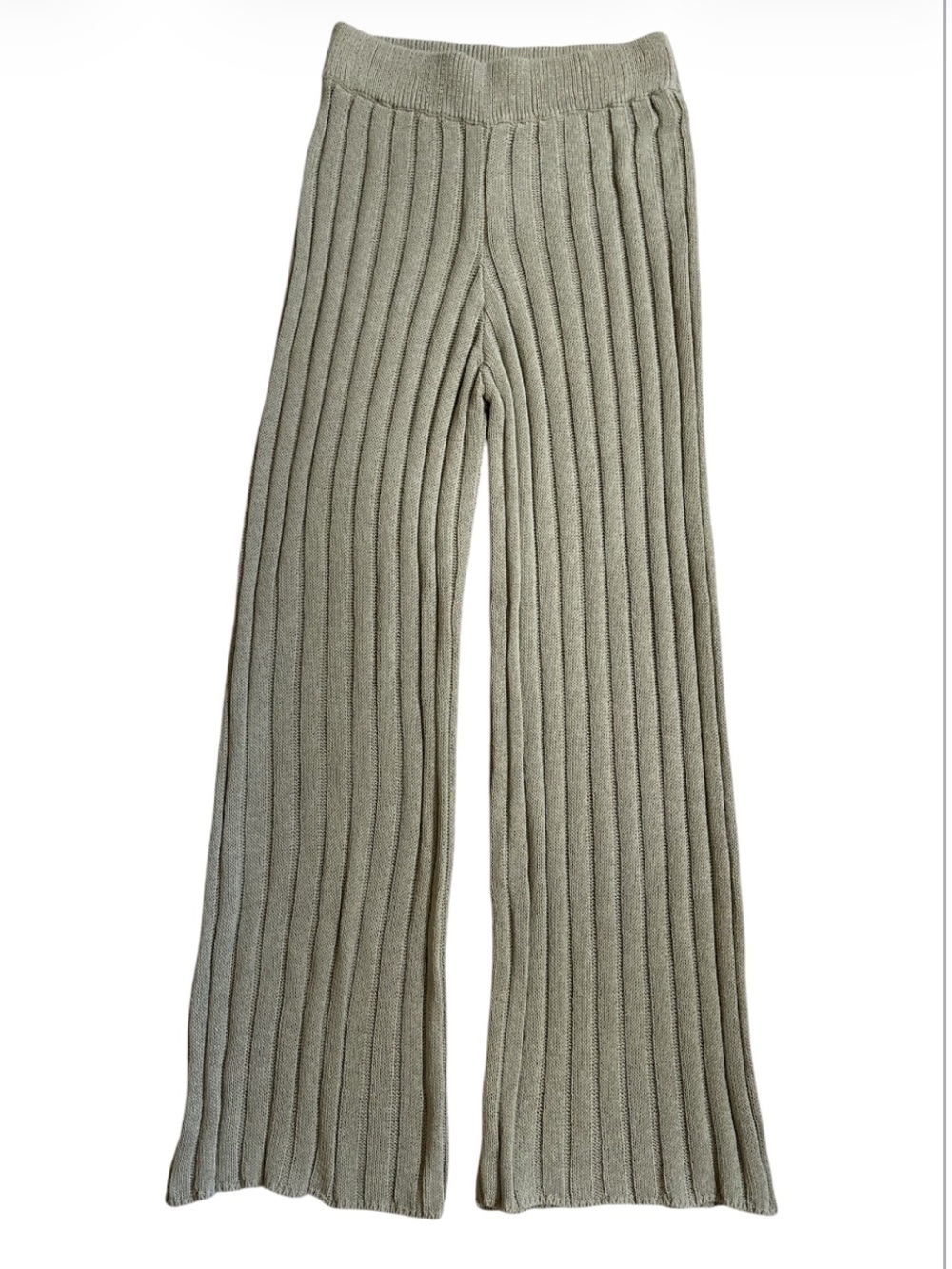 NWOT FREE PEOPLE IMOGENE RIBBED KNIT
SWEATER PANTS SIZE M LIGHT GREEN